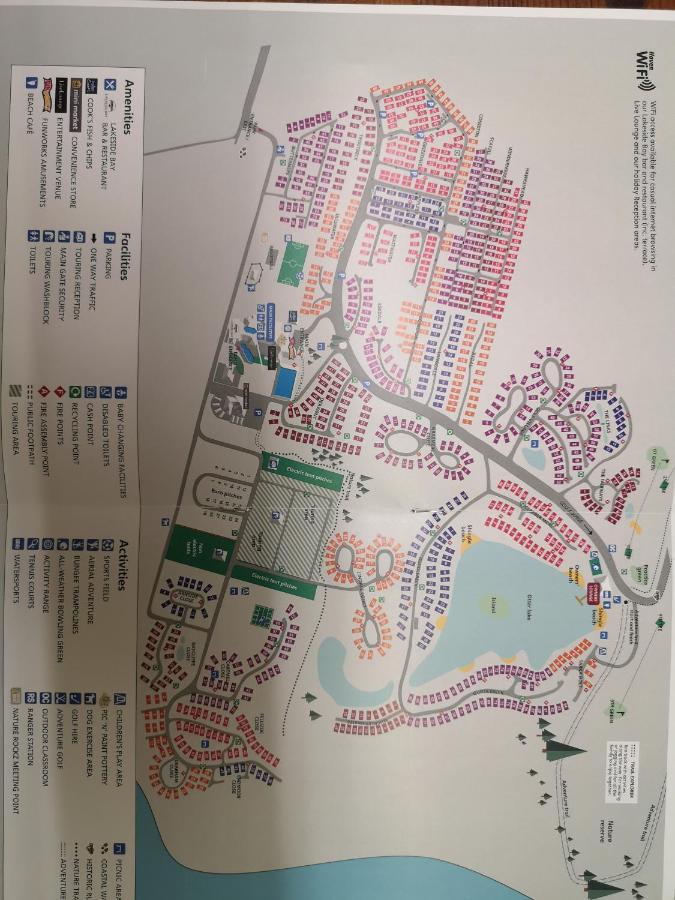 Lakeland Leisure Park Hotel Flookburgh Bagian luar foto